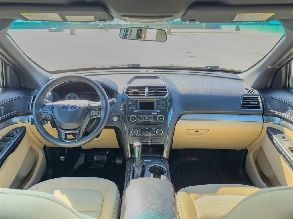 2017 Ford Explorer Base - Photo 19