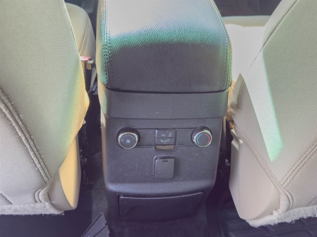 2017 Ford Explorer Base - Photo 20