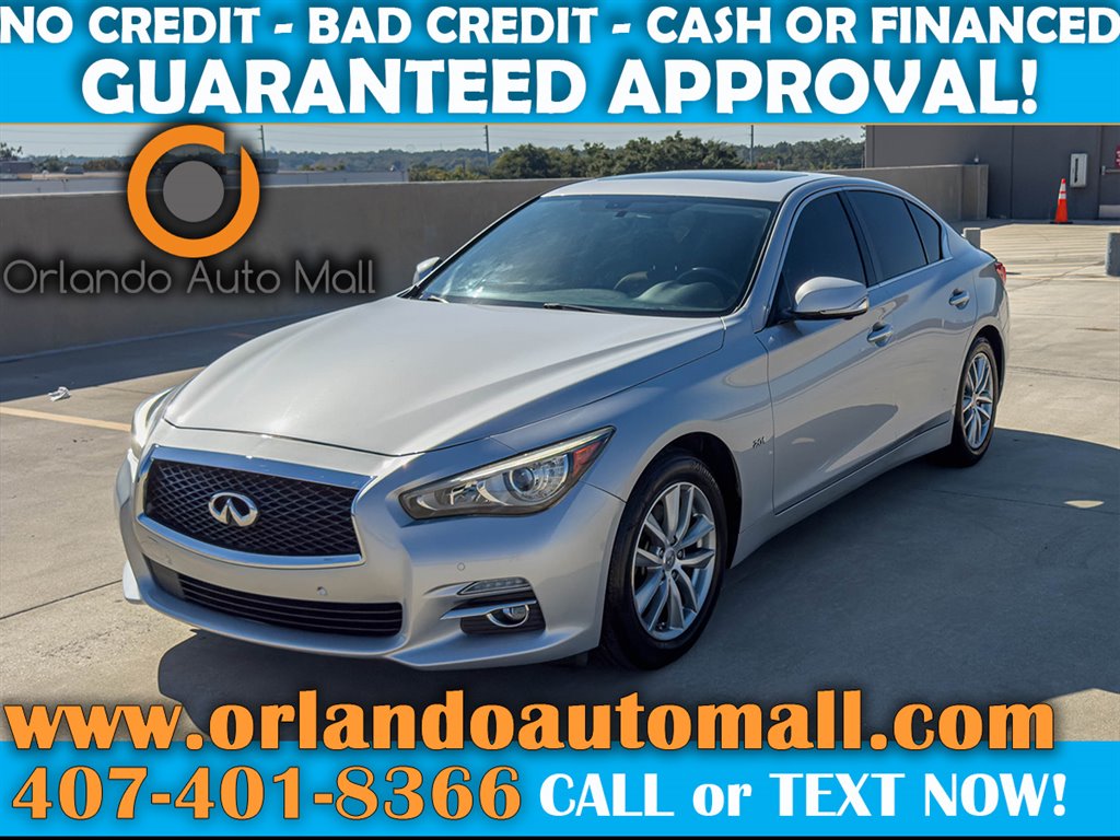 2016 INFINITI Q50 Base's photo